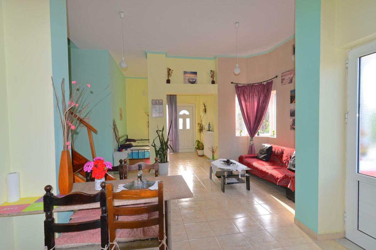 Hostal Kissamos Luxurious House Exterior foto
