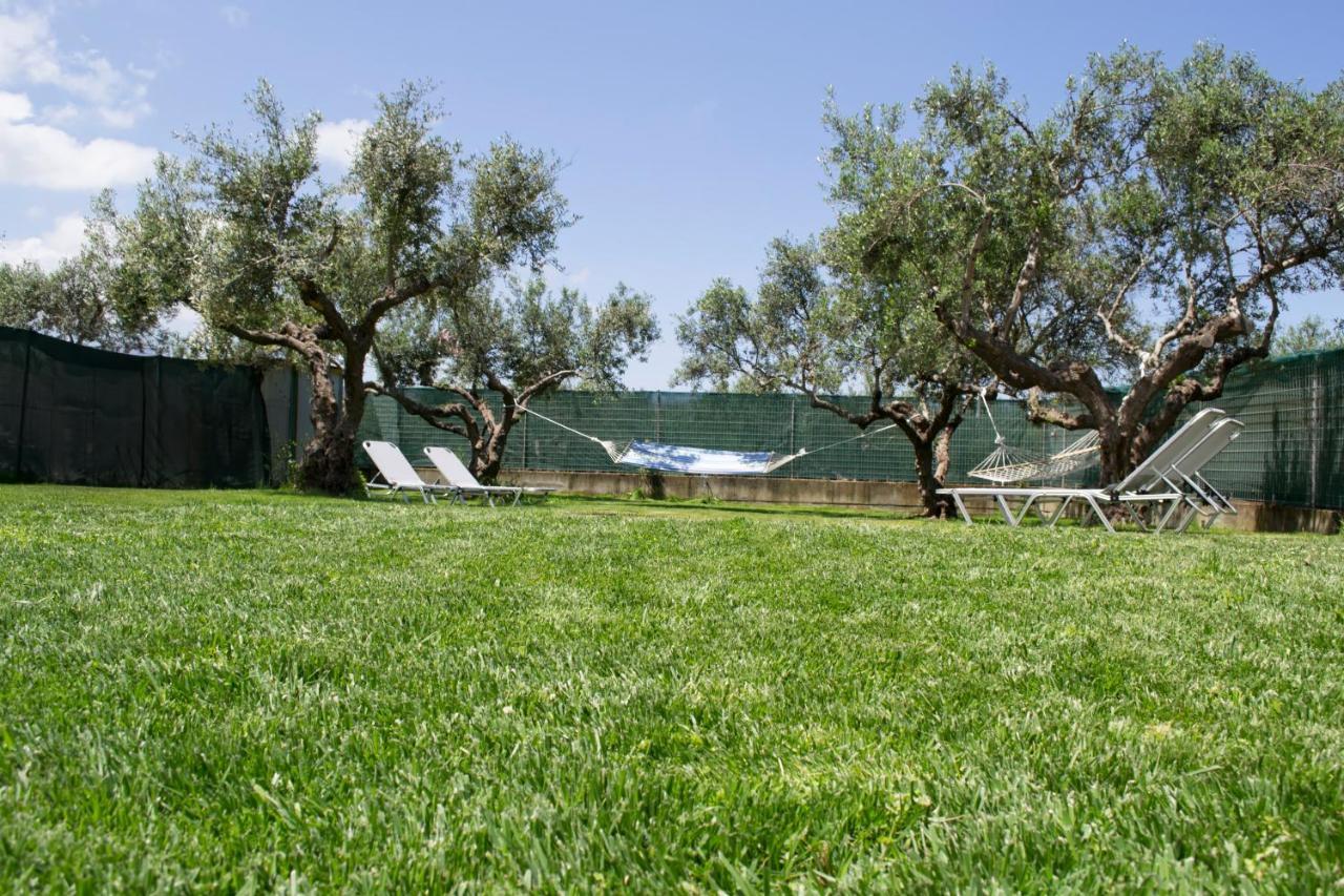 Hostal Kissamos Luxurious House Exterior foto